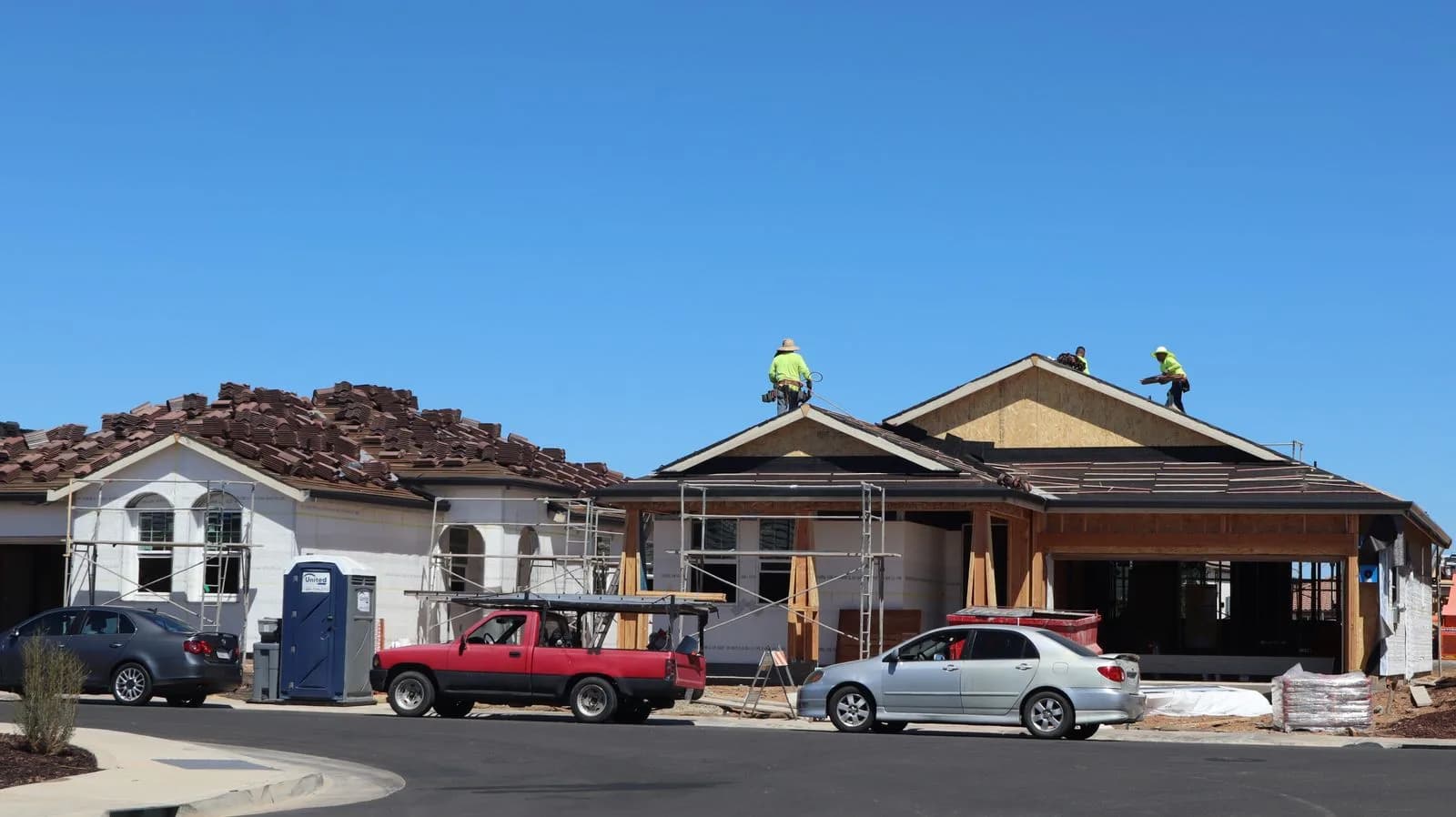 Roofing crew shingles — Roofing Companies & Contractors marketing by TML Agency